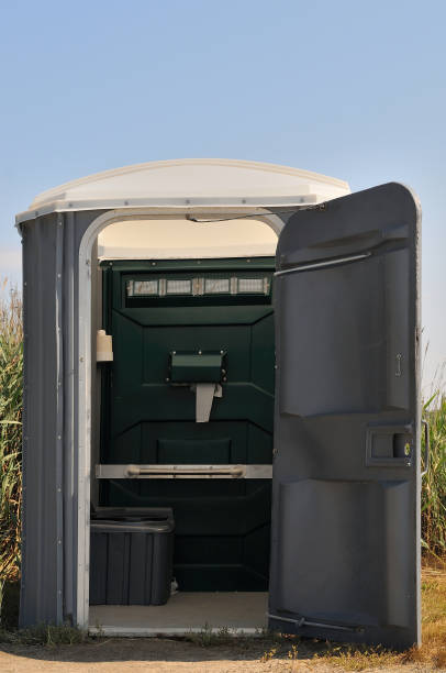 Best High-end porta potty rental  in Calvert, TX